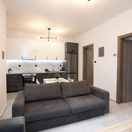Modern & Comfy Apartment Tesalónica Exterior foto